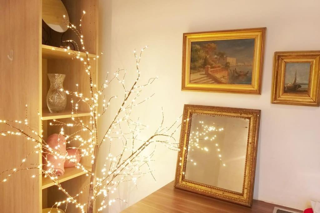 Small Luxurious Room In The Heart Of Saint Germain Paris Dış mekan fotoğraf