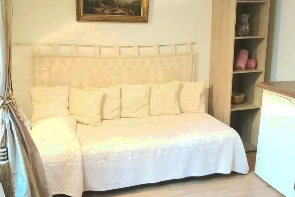 Small Luxurious Room In The Heart Of Saint Germain Paris Dış mekan fotoğraf
